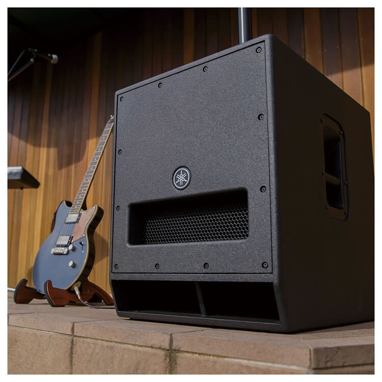 Yamaha DXS15MKII Powered Subwoofer