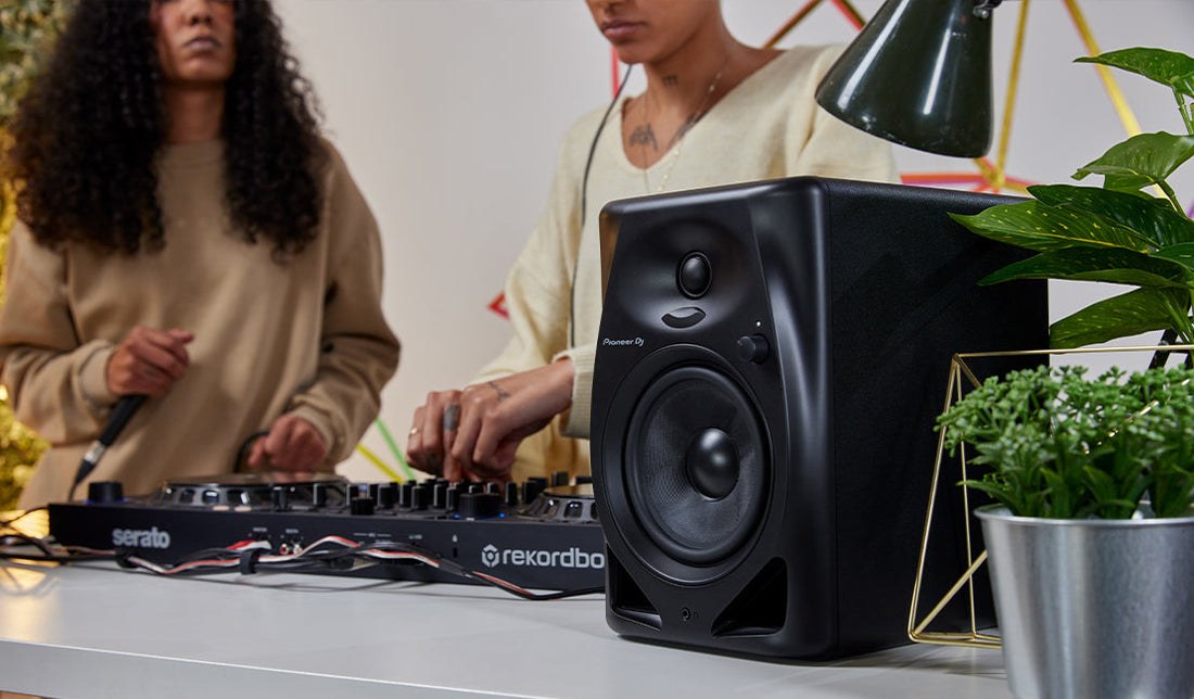 Why every Musician should invest in studio monitors