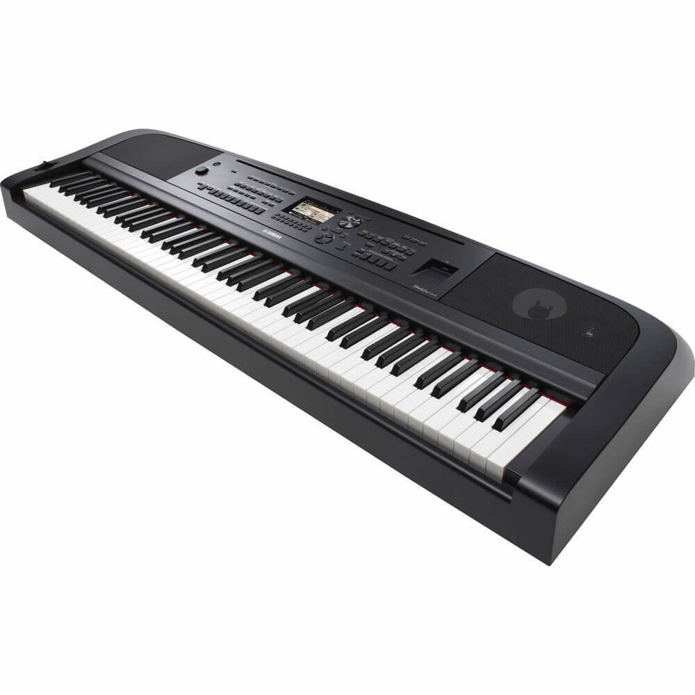 Yamaha DGX670B 88-Key Portable Digital Grand Piano with Speakers Black